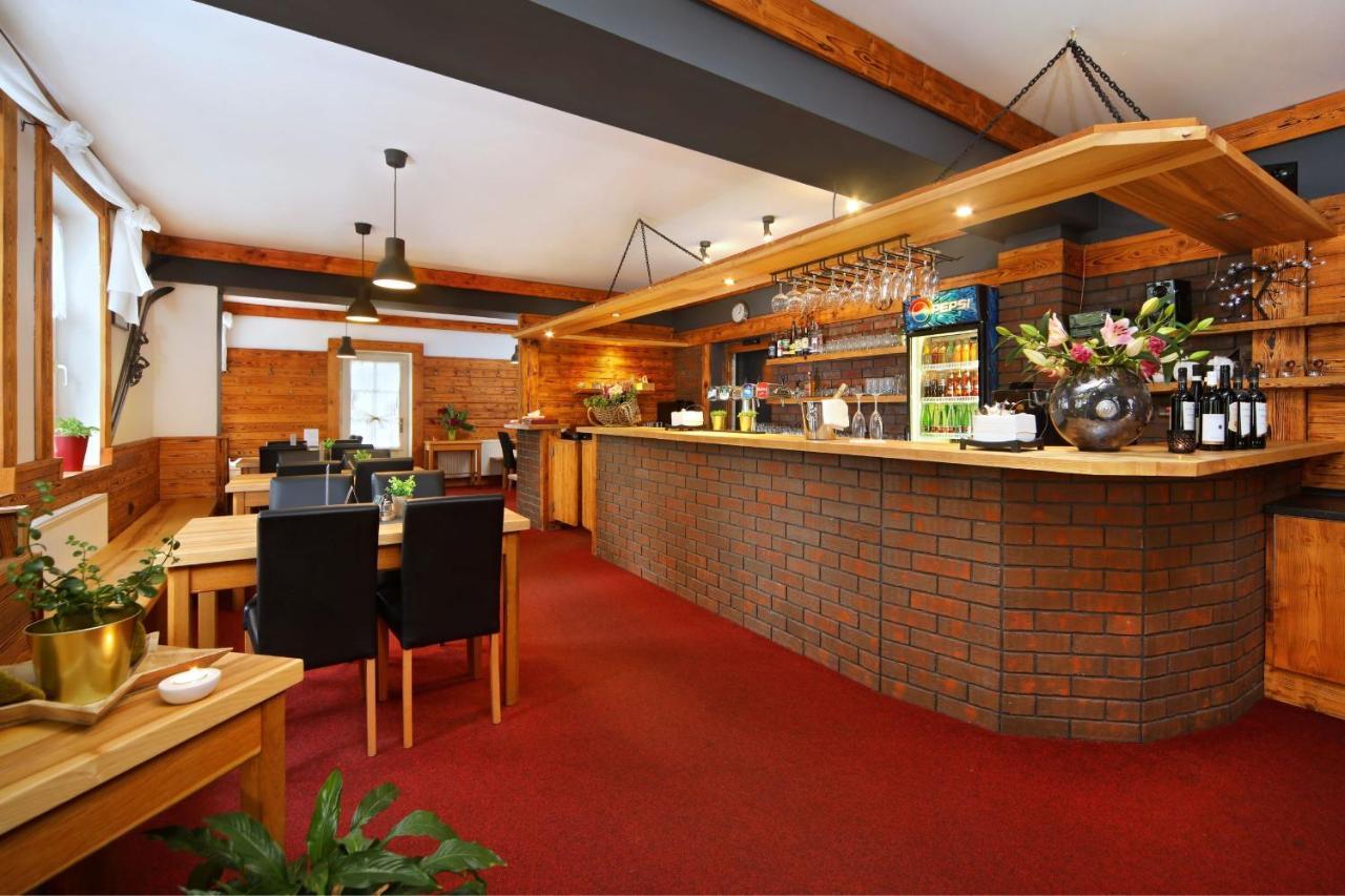 赫拉德茨酒店 Špindlerŭv Mlýn 外观 照片